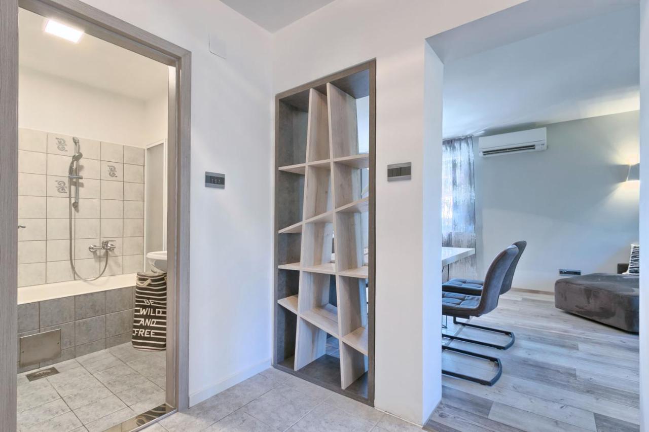 Modern Oasis Apartment 普拉 外观 照片