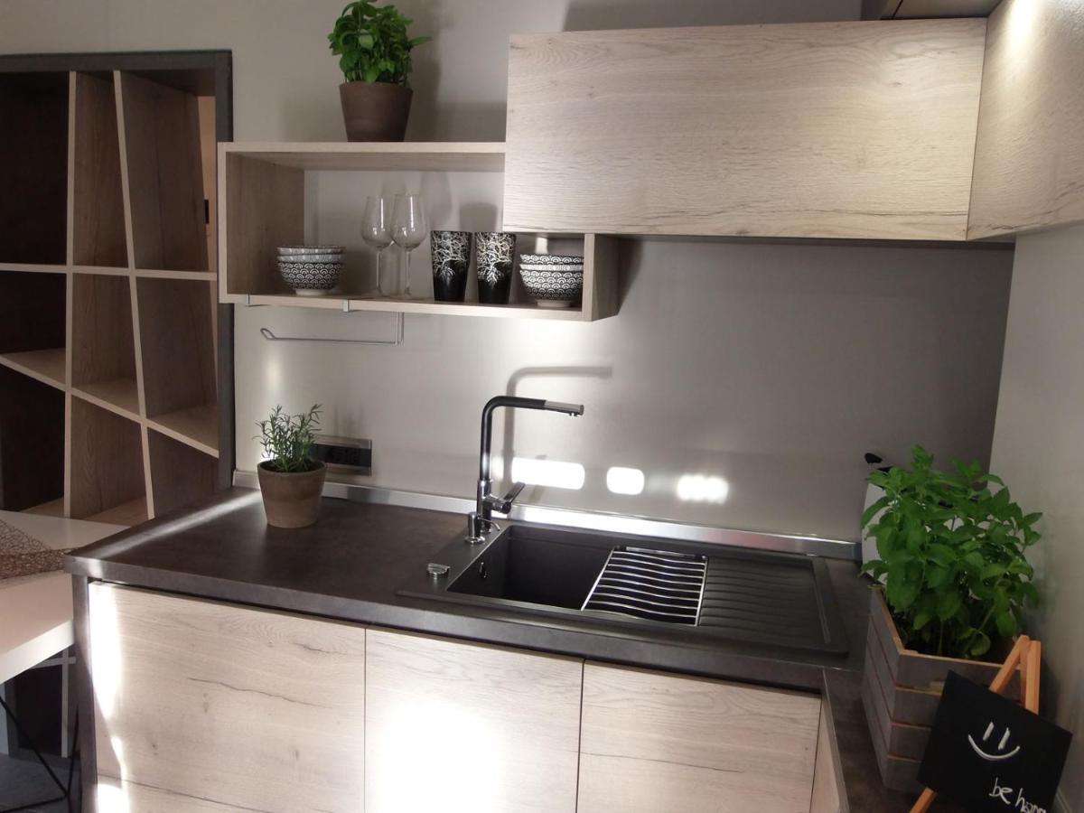 Modern Oasis Apartment 普拉 外观 照片