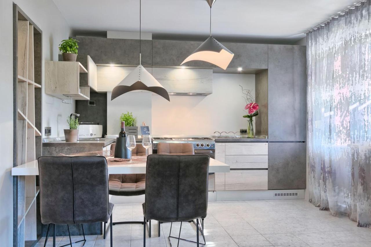 Modern Oasis Apartment 普拉 外观 照片