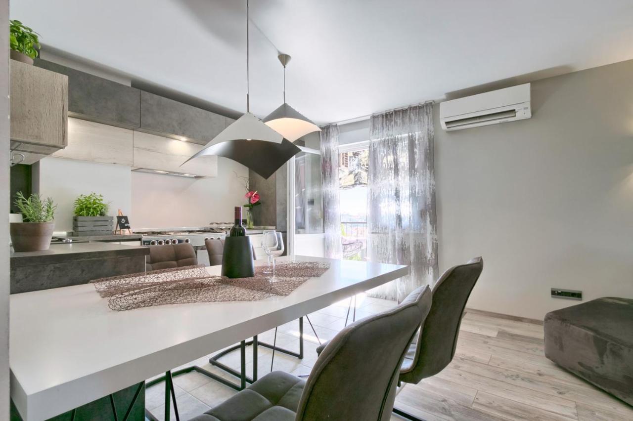 Modern Oasis Apartment 普拉 外观 照片