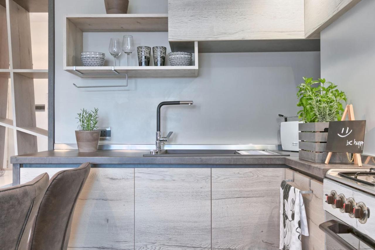 Modern Oasis Apartment 普拉 外观 照片