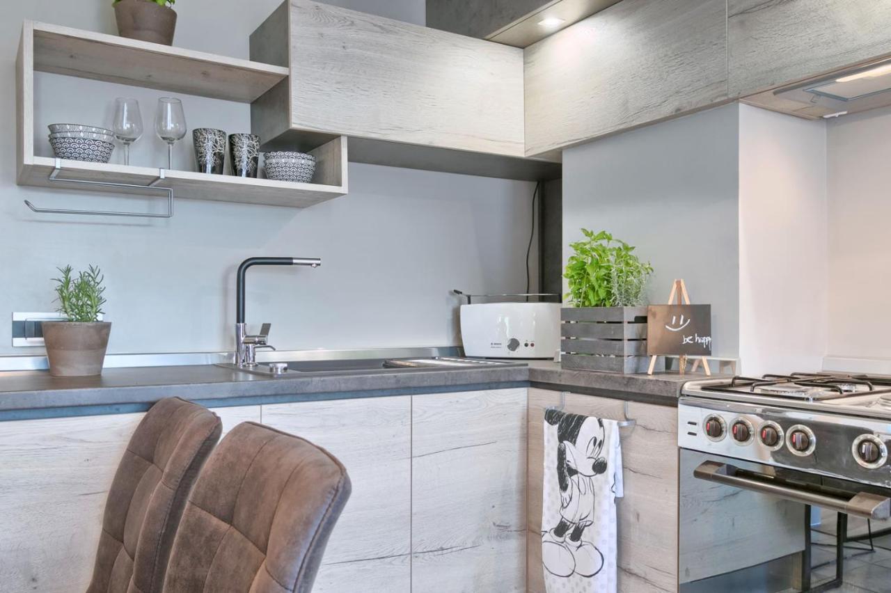 Modern Oasis Apartment 普拉 外观 照片